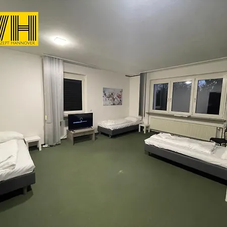 2 Zimmer/5 Betten/inkl Parken アパート ハノーファー